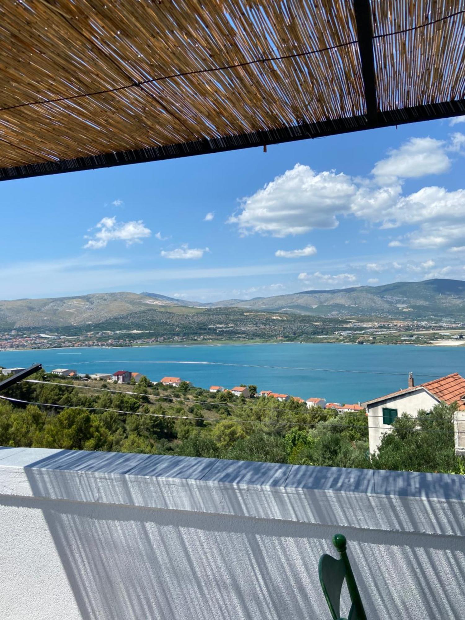 Family House Ljubica Villa โตรกีร์ ภายนอก รูปภาพ